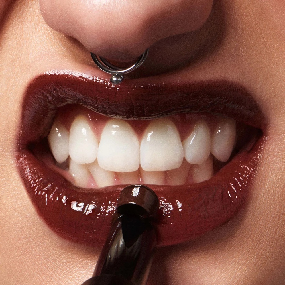 Deck of Scarlet Threeway Solid Lip Oil in Espresso Riche.